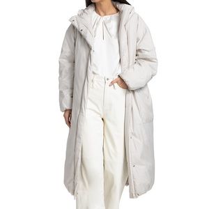 FRAME Oversize Duvet Puffer Coat